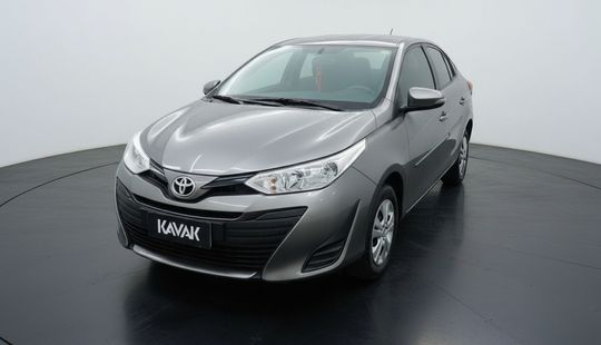 Toyota • Yaris