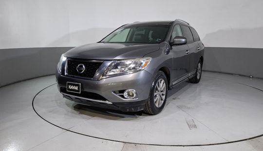 Nissan • Pathfinder