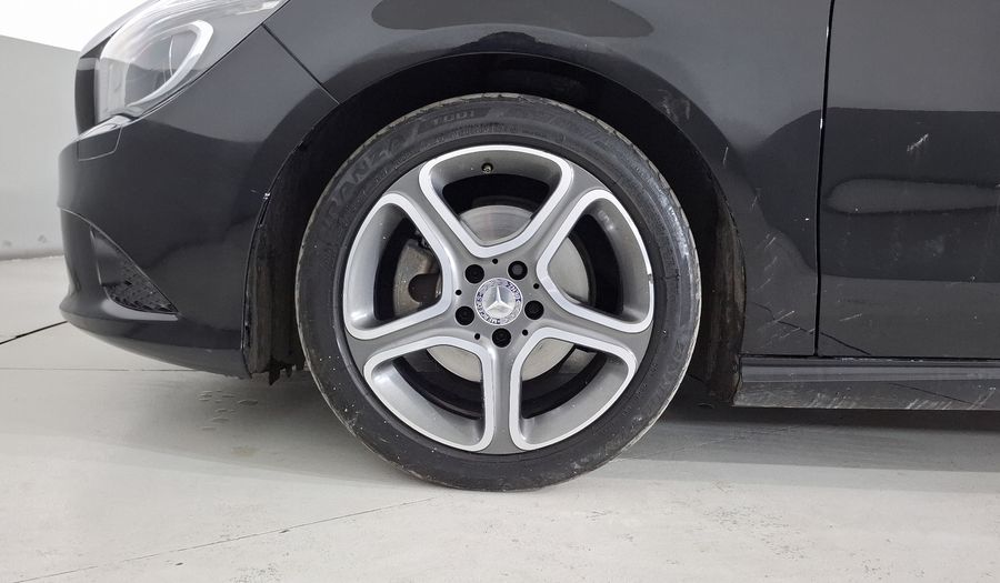 Mercedes Benz Clase Cla 1.6 CLA 200 CGI SPORT AT Coupe 2016