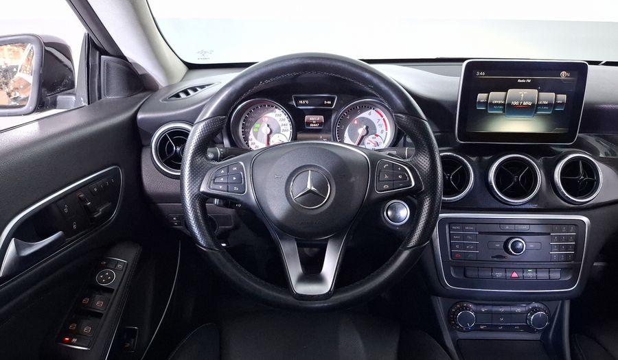 Mercedes Benz Clase Cla 1.6 CLA 200 CGI SPORT AT Coupe 2016