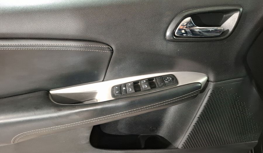 Dodge Journey 2.4 SXT+ 5 PASAJEROS Suv 2015