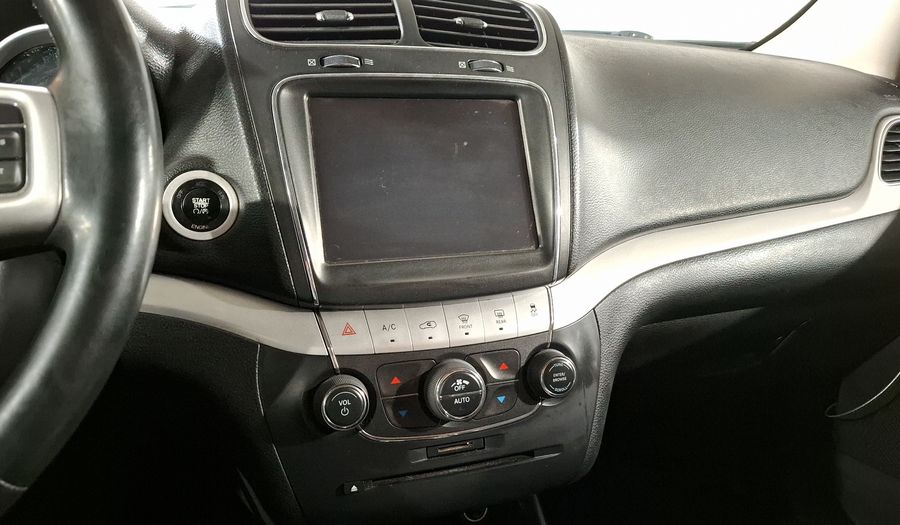Dodge Journey 2.4 SXT+ 5 PASAJEROS Suv 2015