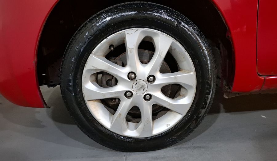 Nissan March 1.6 ADVANCE Hatchback 2018