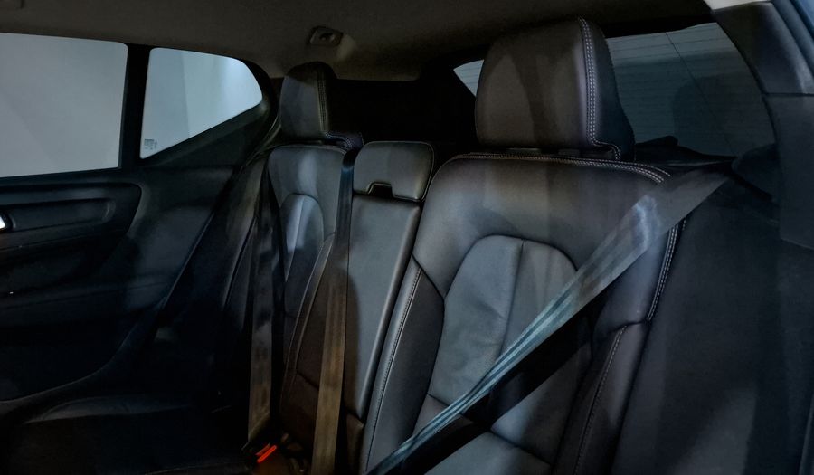 Volvo Xc40 2.0 B4 MHEV PLUS AUTO Suv 2023