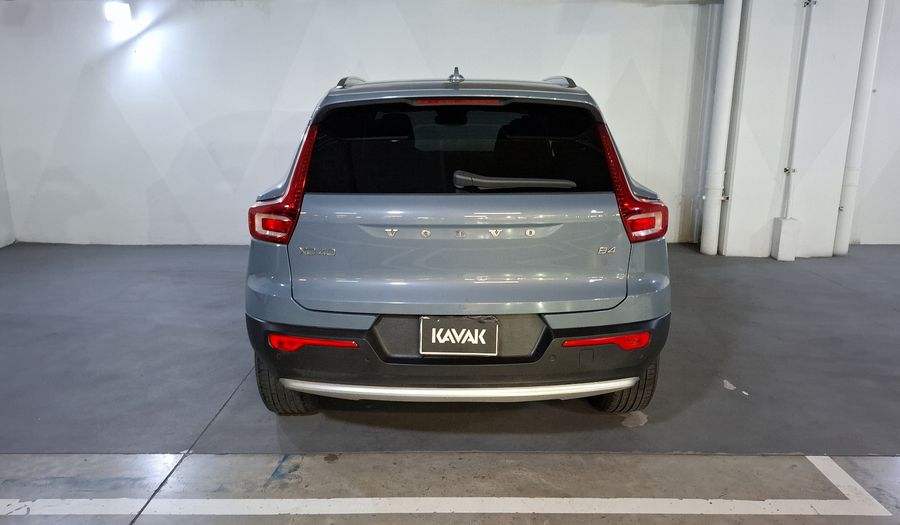 Volvo Xc40 2.0 B4 MHEV PLUS AUTO Suv 2023