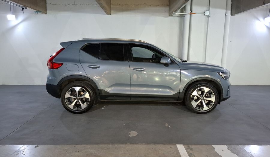 Volvo Xc40 2.0 B4 MHEV PLUS AUTO Suv 2023