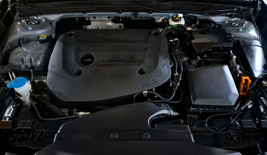 Volvo Xc40 2.0 B4 MHEV PLUS AUTO Suv 2023