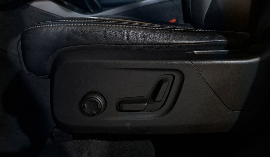 Volvo Xc40 2.0 B4 MHEV PLUS AUTO Suv 2023