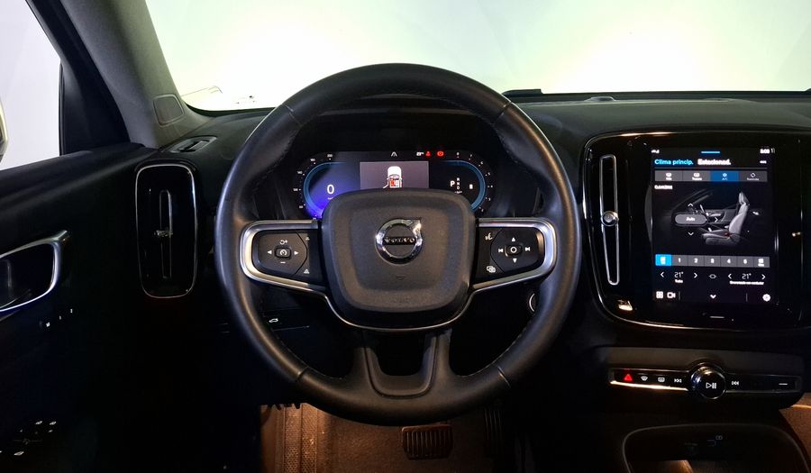 Volvo Xc40 2.0 B4 MHEV PLUS AUTO Suv 2023