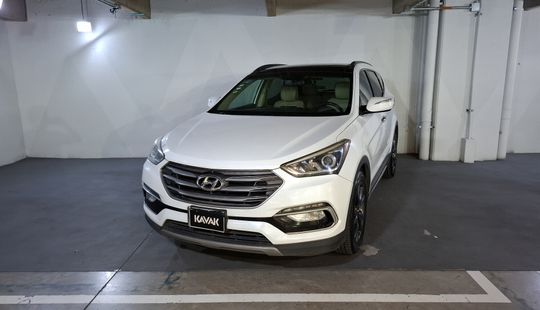 Hyundai • Santa Fe