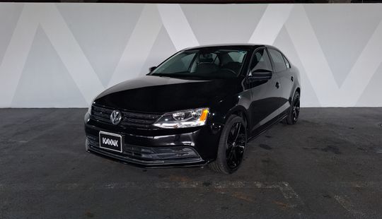 Volkswagen • Jetta