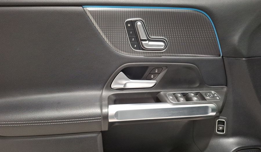 Mercedes Benz Clase Glb 2.0 250 PROGRESSIVE DCT 4MATIC Suv 2021