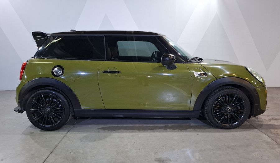 Mini Cooper S 2.0 COOPER HOT CHILI DCT Hatchback 2021