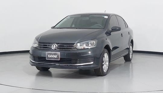 Volkswagen • Vento