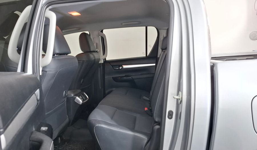 Toyota Hilux 2.8 TDI SRX AUTO 4WD C/D Pickup 2024