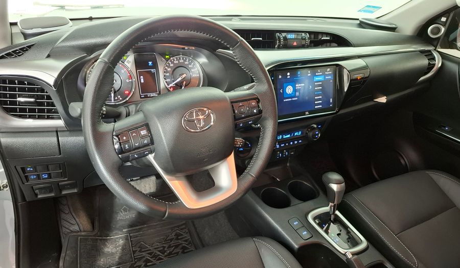 Toyota Hilux 2.8 TDI SRX AUTO 4WD C/D Pickup 2024