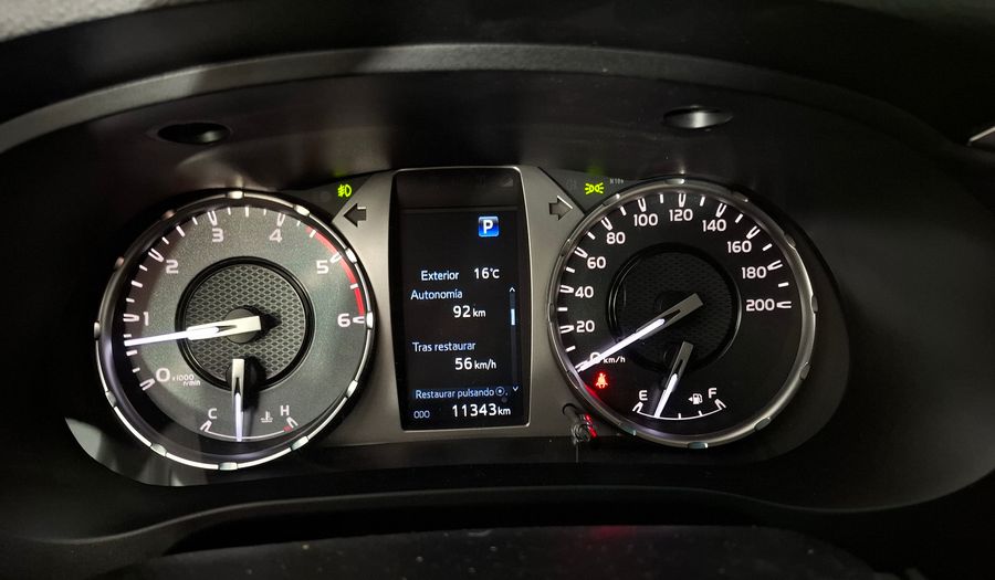 Toyota Hilux 2.8 TDI SRX AUTO 4WD C/D Pickup 2024