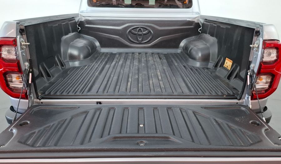 Toyota Hilux 2.8 TDI SRX AUTO 4WD C/D Pickup 2024