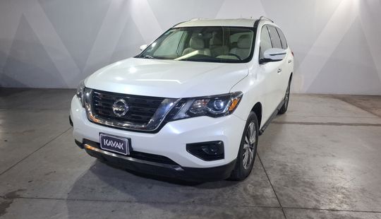 Nissan • Pathfinder