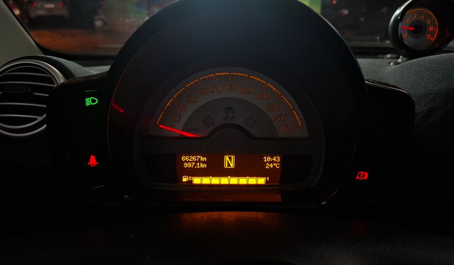 Smart Fortwo 1.0 COUPE PASSION LE Hatchback 2013