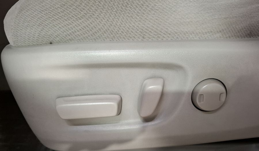 Toyota Sienna 3.5 XLE AT Minivan 2014