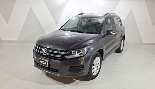 Volkswagen • Tiguan
