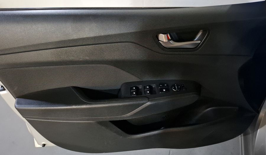 Hyundai Accent 1.6 GL MID AUTO Sedan 2022