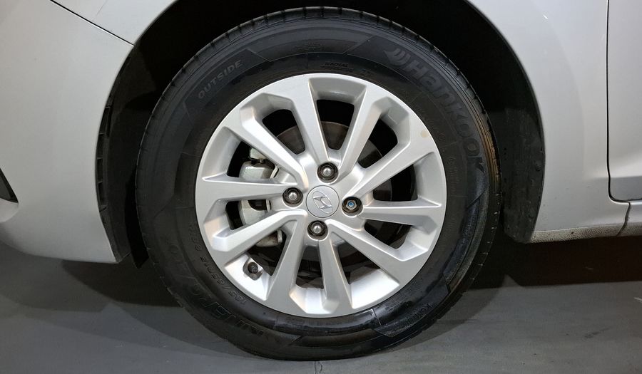 Hyundai Accent 1.6 GL MID AUTO Sedan 2022