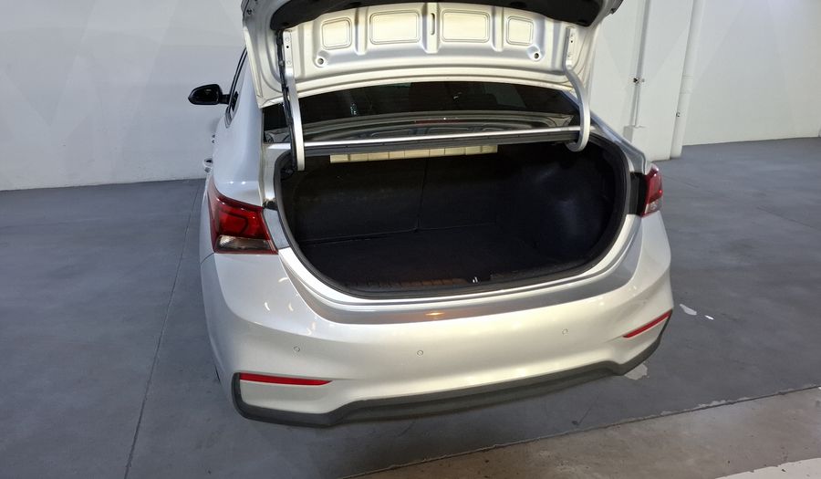 Hyundai Accent 1.6 GL MID AUTO Sedan 2022