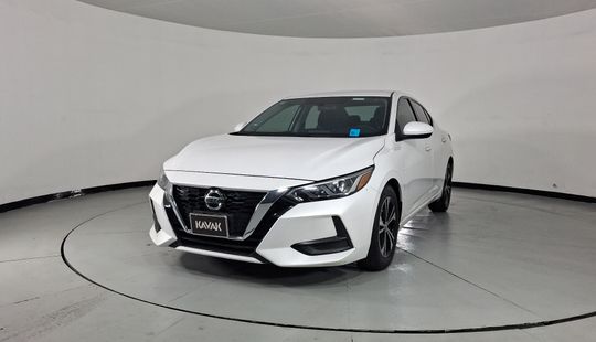 Nissan • Sentra