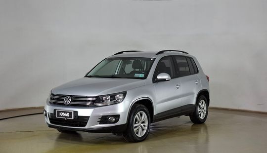 Volkswagen • Tiguan
