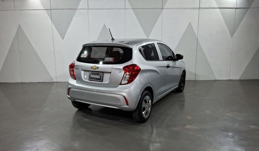 Chevrolet Spark 1.4 LT B Hatchback 2021