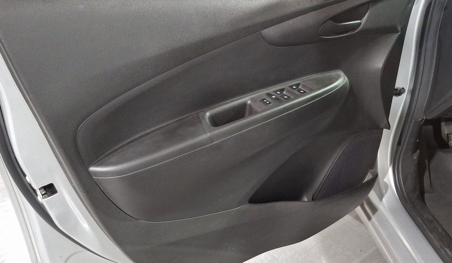 Chevrolet Spark 1.4 LT B Hatchback 2021