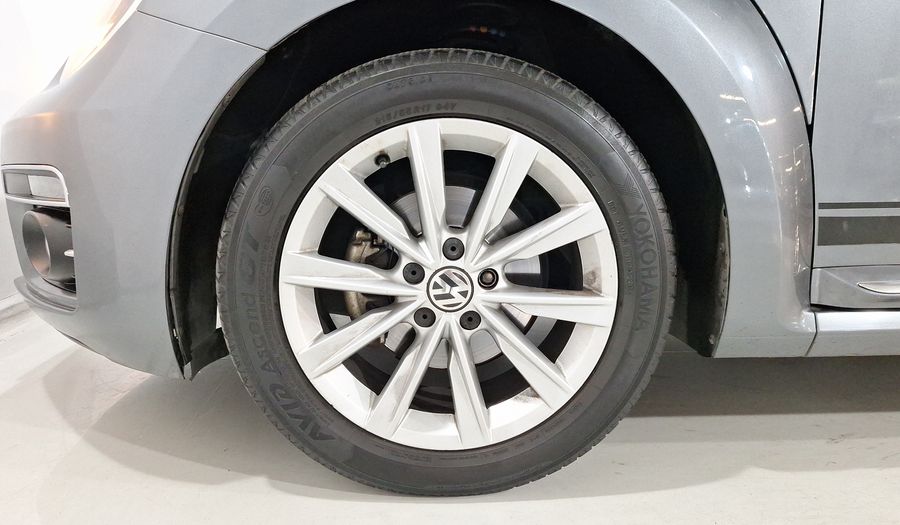 Volkswagen Beetle 2.5 SPORT TIPTRONIC Hatchback 2017