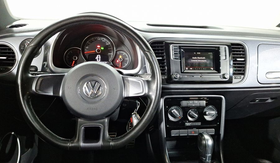 Volkswagen Beetle 2.5 SPORT TIPTRONIC Hatchback 2017