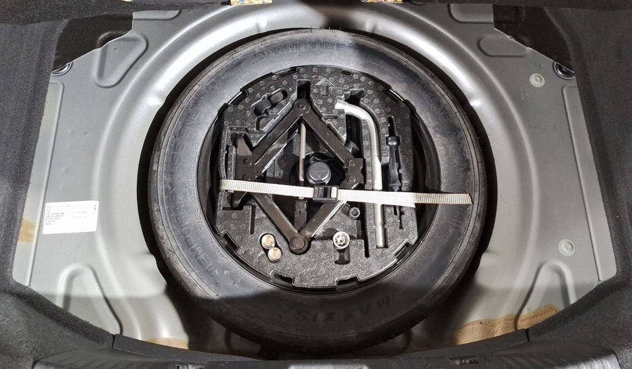 Volkswagen Beetle 2.5 SPORT TIPTRONIC Hatchback 2017