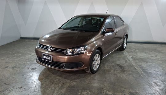 Volkswagen • Vento