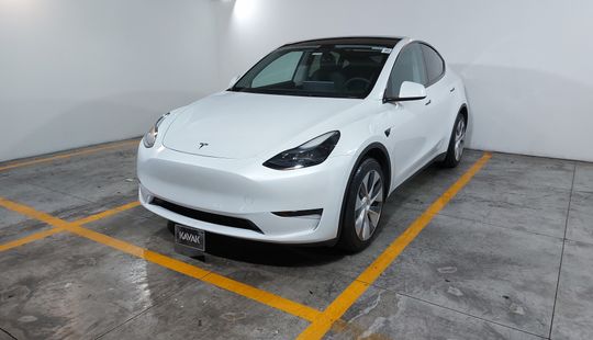 Tesla • Model Y