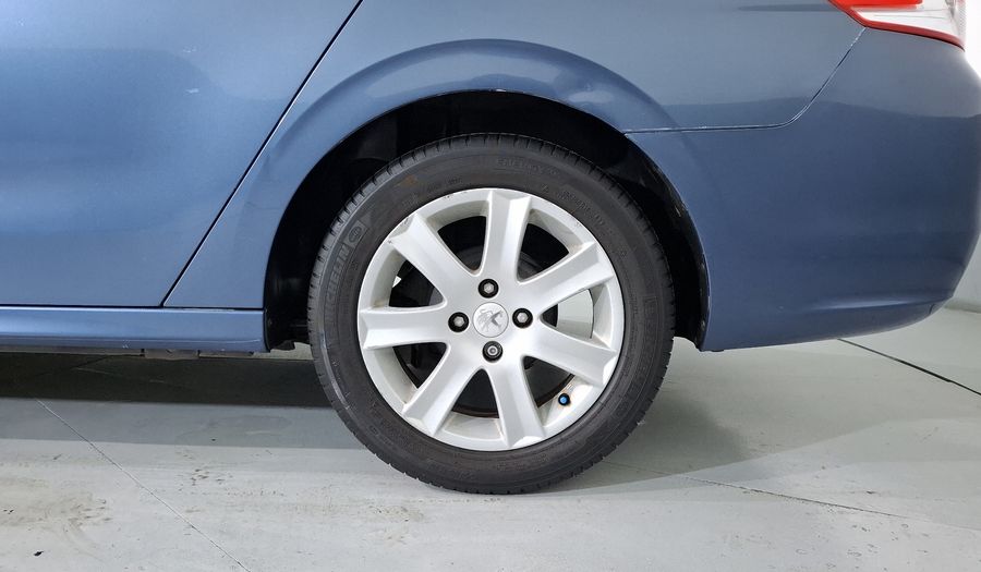 Peugeot 301 1.6 ALLURE TIPTRONIC Sedan 2015