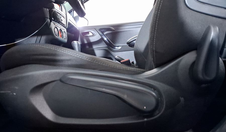 Peugeot 301 1.6 ALLURE TIPTRONIC Sedan 2015