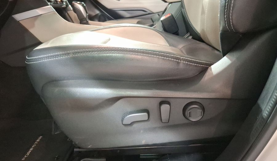 Subaru Forester 2.5 LIMITED CVT AWD EYESIGHT Suv 2021