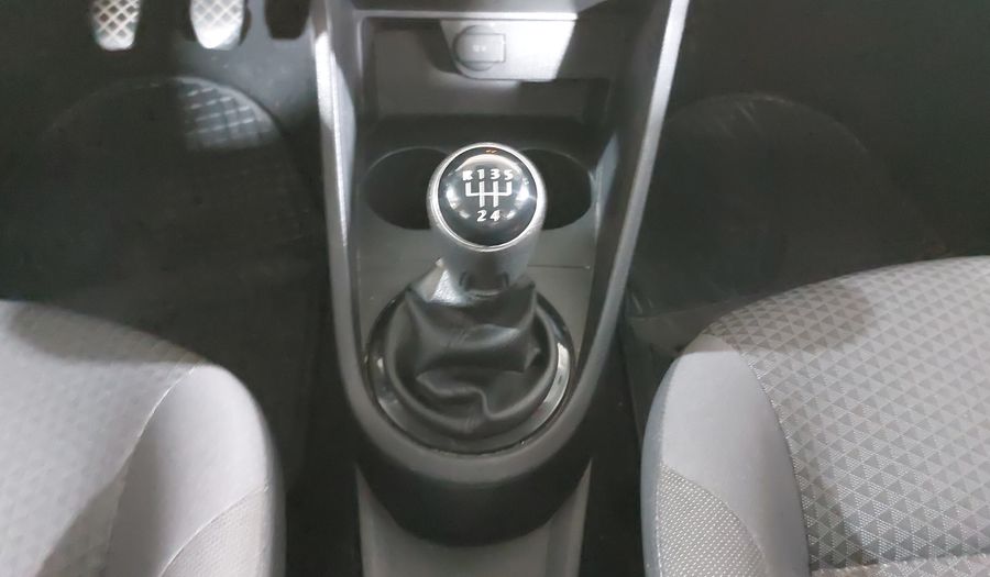 Volkswagen Gol 1.6 5 PTAS. TRENDLINE Hatchback 2017