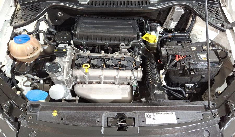 Volkswagen Polo 1.6 TIPTRONIC Hatchback 2016