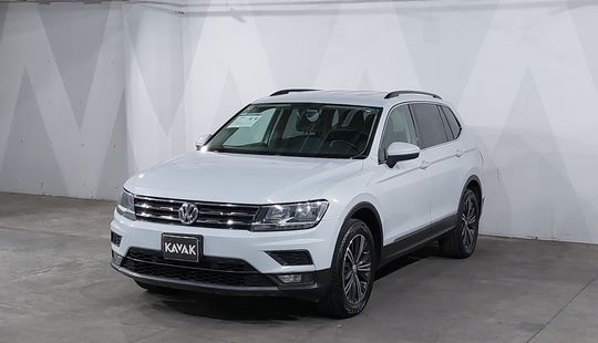 Volkswagen • Tiguan