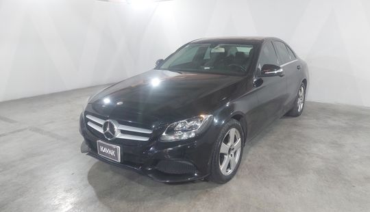 Mercedes Benz • Clase C