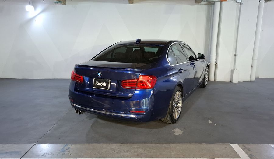 Bmw Serie 3 2.0 330IA LUXURY LINE Sedan 2016