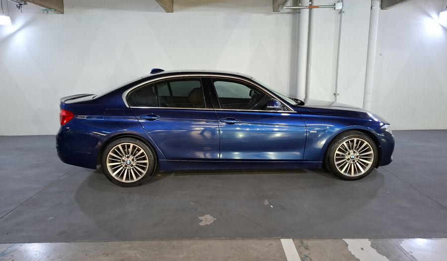Bmw Serie 3 2.0 330IA LUXURY LINE Sedan 2016
