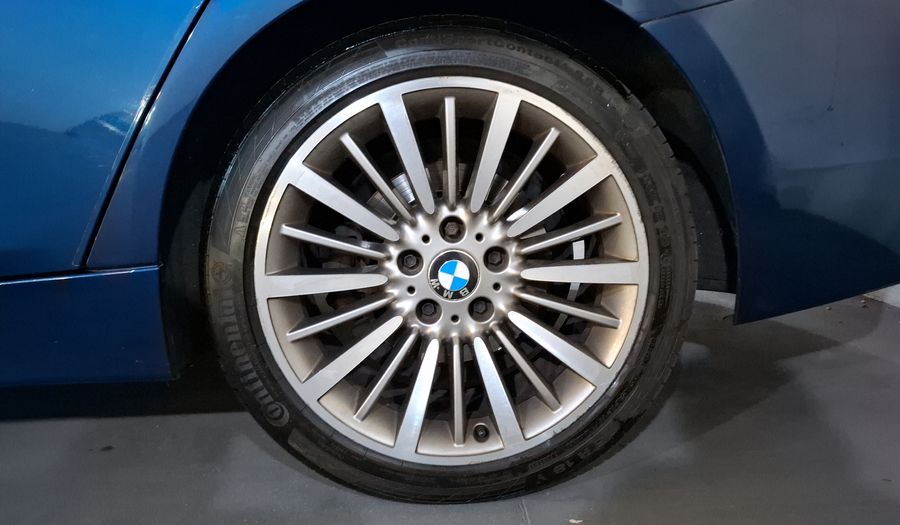 Bmw Serie 3 2.0 330IA LUXURY LINE Sedan 2016