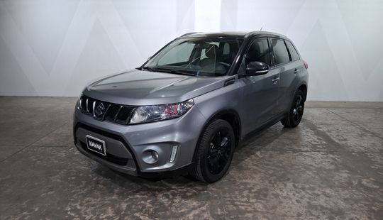 Suzuki • Vitara