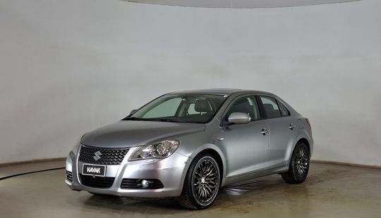 Suzuki • Kizashi